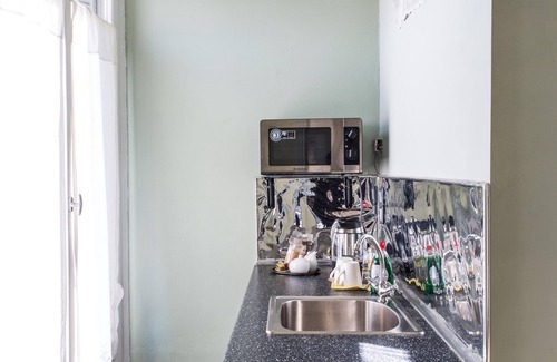 Thissio Casa | an alternative under Acropolis