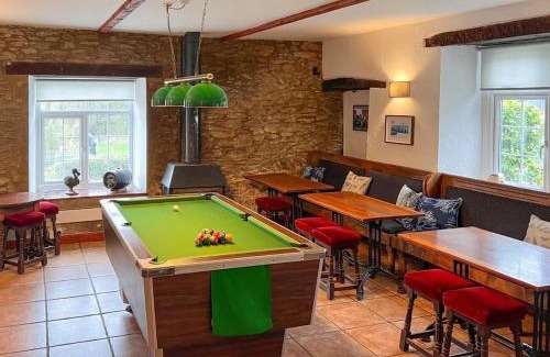 Castlemorris Casa | Y Gwesty Bach