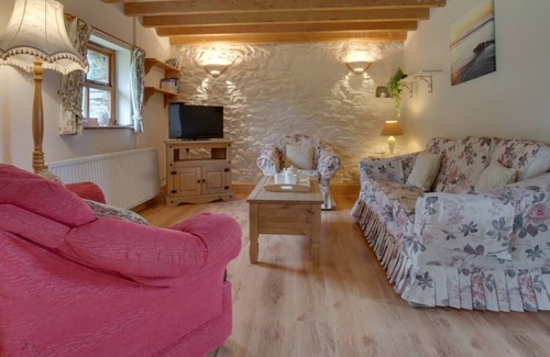 St Brides Casa | Y Stablau - Stables