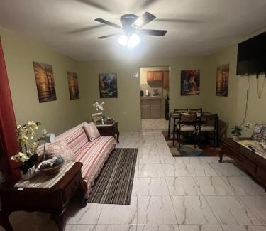 Santa Cruz Apartamento | Yaad Vibes Getaway
