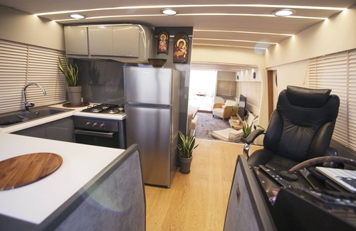 Ornos Alquiler De Eote | Yacht Maiora 70ft Renaissance Custom Made