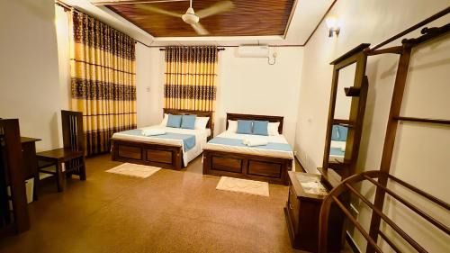 Daluwakotuwa Cama Y Desayuno | Yahana Beach Villa