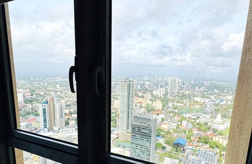 Hunupitiya Apartamento | YAKA Trizen Luxury Apartments Colombo - 51 Floor 2BR with Stunning Views