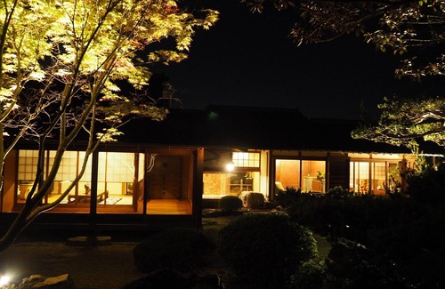 Kurume Casa | Yakuya Akira SHO Inn Jardín privado con jardín japonés · junto a la zona de pesca (comida y bebida)