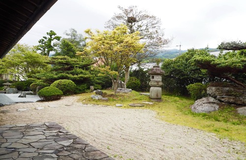 Kurume Casa | Yakuya Akira SHO Inn Jardín privado con jardín japonés · junto a la zona de pesca (comida y bebida)