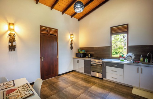 Kaduwela Cabina | Yamu Lanka Inn - CABANAS