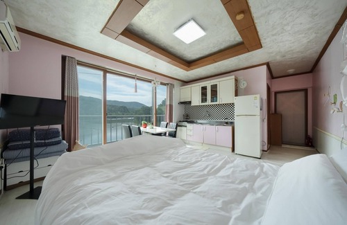 Yangpyeong Casa | Yangpyeong Sky&lake pet Friendly Pension