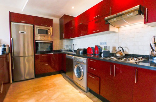 Secteur Touristique Apartamento | Yara - Suite luxe - 2/3 P-Suite-De Lujo-Baño para personas con movilidad redu...