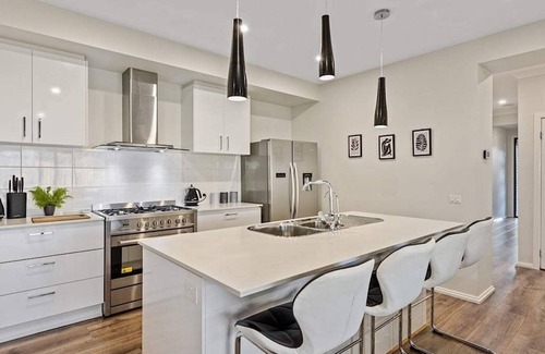 Wandin North Casa | Railway Parade, on the Warburton Trail