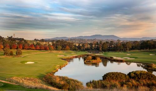 Chirnside Park Casa | Yarra Valley Serenity House in Golf Course Resort