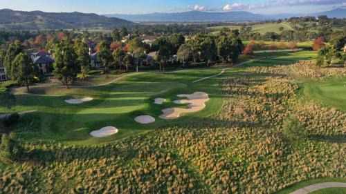 Chirnside Park Casa | Yarra Valley Serenity House in Golf Course Resort