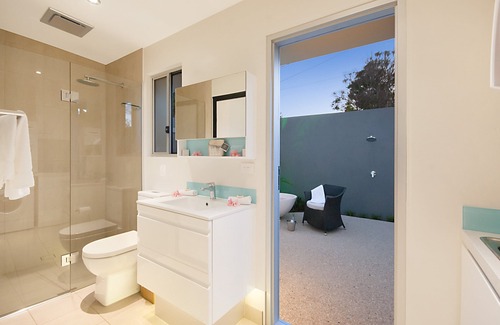 Byron Bay Casa | Yarrawarra Villa - Penthouse romántico de luna de miel en Byron Bay