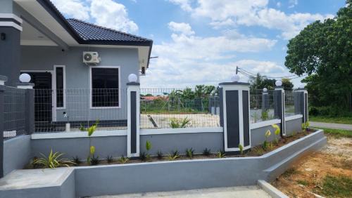 Larut Casa | Yash Cottage Taiping Homestay