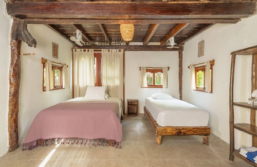 Zona Hotelera Cabina | Yaxchen Tulum Cabañas & Cenote