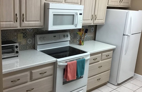Sun City Casa | YAY, VACAY! HAVE FUN IN SUN CITY! A 55+ community