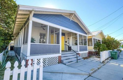 Historic Ybor Casa | Ybor Azul Den