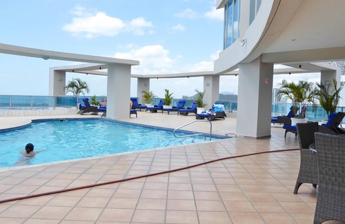 Marbella Apartamento | Yc 3602 l Apartamento 2BR en av Balboa