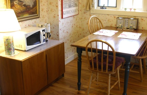 Ferndale Casa | Ye Olde Danish Inn