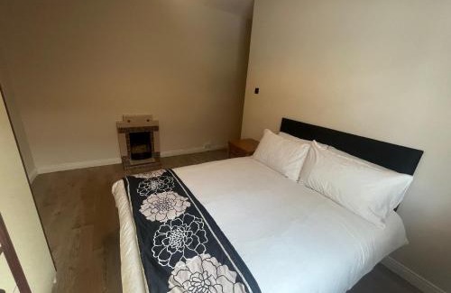County Galway Apartamento | Yeats Lodge Self catering Apartment and Bar