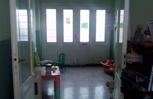 Bahia Blanca Casa | Casa amarilla y pequeña
