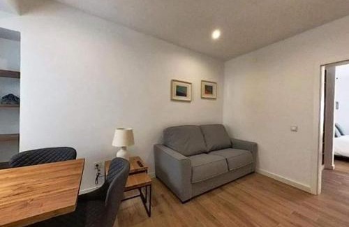 Puerto del Rosario Apartamento | Yellow Apartment in Puerto del Rosario