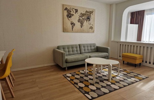 Bucharest City-Centre Apartamento | Apartamento Amarillo - Jardines Cismigiu