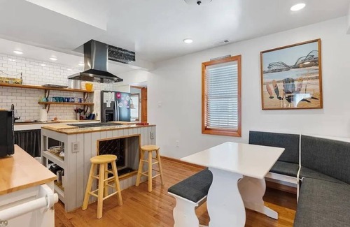 Wildwood Cabaña | Yellow Brick Road Cottage by the Beach