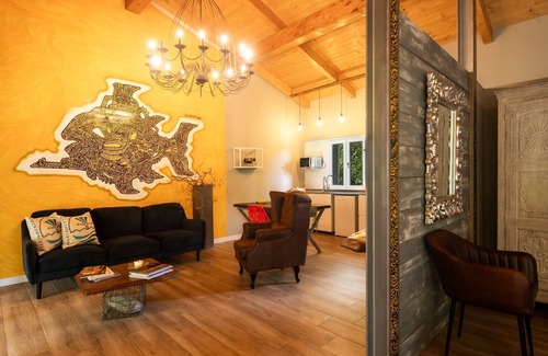 Pineres de Pria Apartamento | Bungalow Amarillo