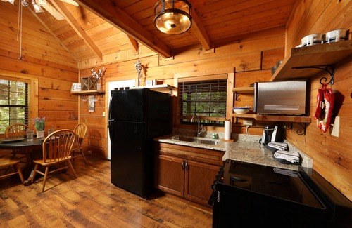 Townsend Cabina | Yellow Door Cabin: una escapada a la cabina en el corazón de Townsend