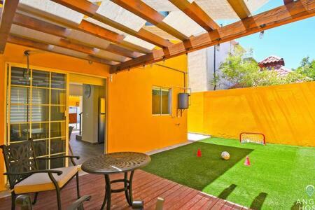 La Paz Apartamento | Yellow Home Quiet Area Coromuel Beach 16km 9 3mi