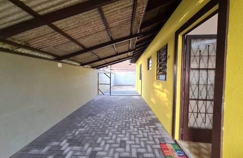Bucarein Casa | Yellow House