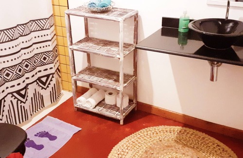 Taboquinhas Casa | Yellow house, complete, unlimited wifi.