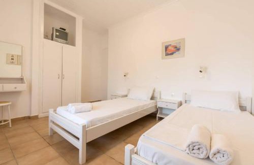 Kavos Apartamento | Yellow House