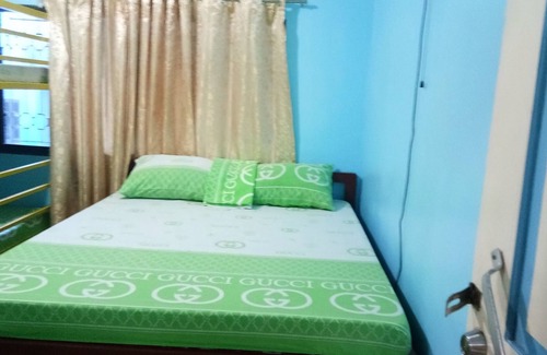 Olongapo Casa | Yellow HOUSE Vacation Rental