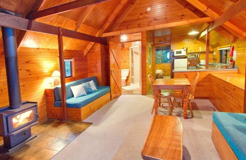 England Creek Cabaña | Casa de madera privada en el bosque lluvioso