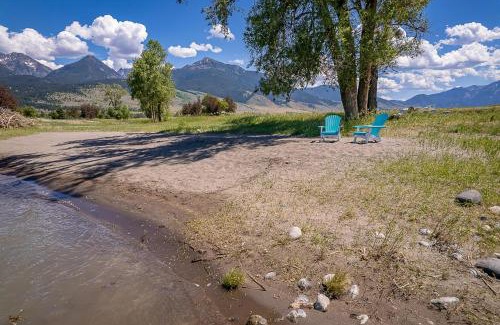 Livingston Casa | Yellowstone Beach Club