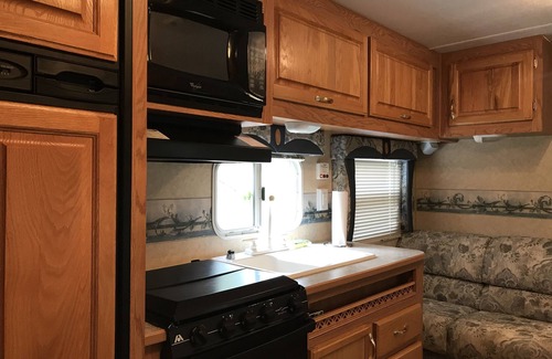 Livingston Casa | Yellowstone river, mountain streams. Yellowstone Park a 40 minute drive away