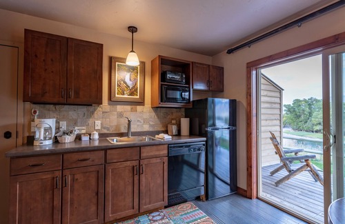 Livingston Cabina | Yellowstone Valley Lodge, Ascend Hotel Collection