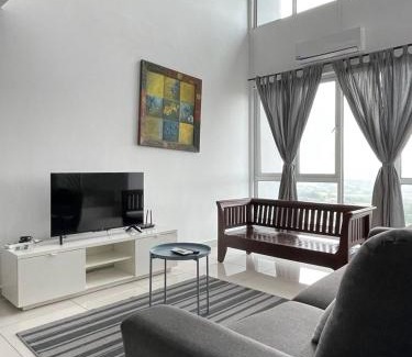 Kajang Apartamento | Yenni Duplex @ DeCentrum, Kajang