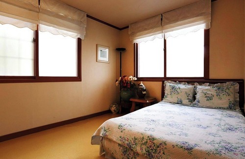 Yeoju Casa | Yeoju White House Pension