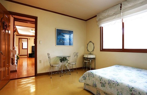 Yeoju Casa | Yeoju White House Pension