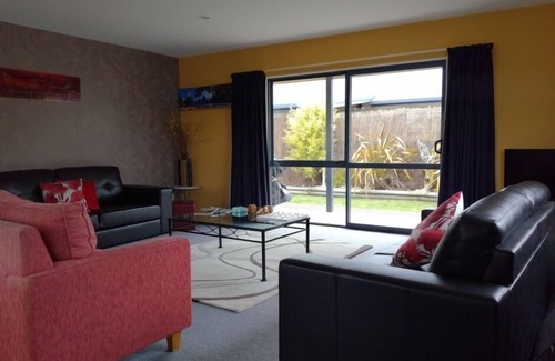 Te Anau Casa | Sí, te mereces este confort, calidez y estilo! Doble acristalamiento soleado y cálido!