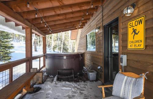 Lead Casa | Yeti Hideout