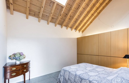 Newcastle Casa | Yew Cottage, Blackditch