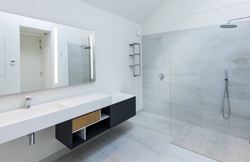 Newcastle Casa | Yew Cottage, Blackditch