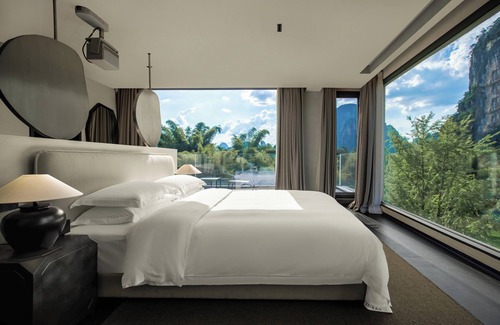 Ten Mile Gallery Hotel | YINGMAN HOTEL