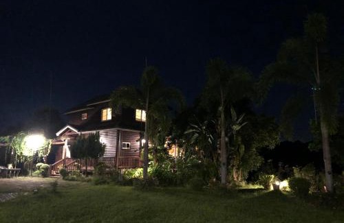 Danei District Casa | Yiyue Guanhe Homestay 倚月觀荷民宿