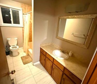 Township of Woolwich Casa | YKF Airport Home-FREE FAST WIFI-FREE PARKING