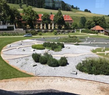 Neumarkt in Steiermark Apartamento | YOGA WOHLFÜHLOASE im Grünen