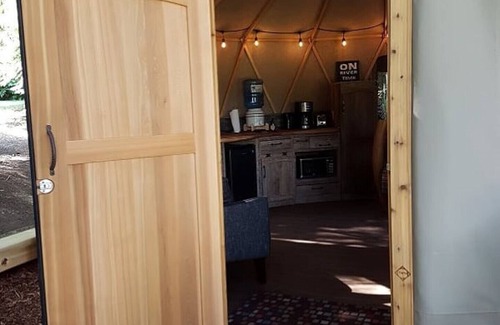 Ashton Creek Casa | Miska Haven - Serenidad en el río Shuswap en North Okanagan - Miska Haven - Yogi's Yurt